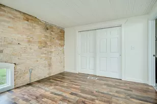 110 S Main St, Elgin, TX 78621 - Photo 14