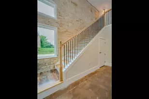 110 S Main St, Elgin, TX 78621 - Photo 12