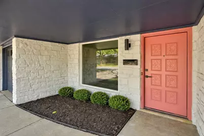 9801 Oak Hollow Drive, Austin, TX 78758 - Photo 2