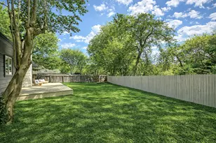 9801 Oak Hollow Dr, Austin, TX 78758 - Photo 32