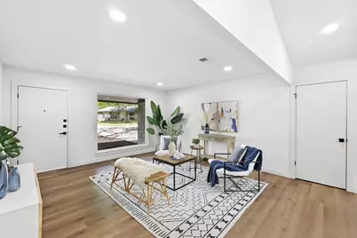 9801 Oak Hollow Drive, Austin, TX 78758 - Photo 6