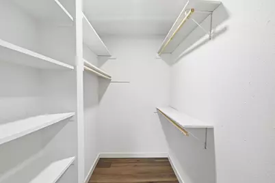 9801 Oak Hollow Drive, Austin, TX 78758 - Photo 22