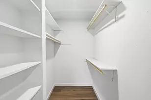 9801 Oak Hollow Dr, Austin, TX 78758 - Photo 22