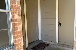 8002 Tuscarora Trail, Austin, TX 78729 - Photo 2