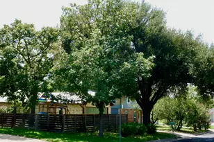 1213 Dunstan Dr, Austin, TX 78745 - Photo 32