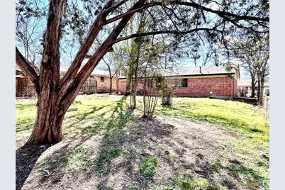 305 Carothers Street, Copperas Cove, TX 76522 - Photo 14