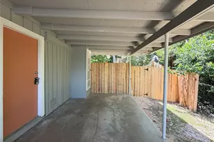 4304 Scottsdale Rd, Austin, TX 78721 - Photo 2