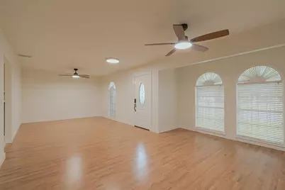 12605 Moss Hollow Street, San Antonio, TX 78233 - Photo 16