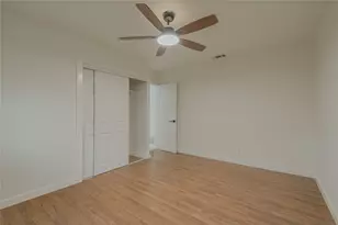 12605 Moss Hollow St, San Antonio, TX 78233 - Photo 20