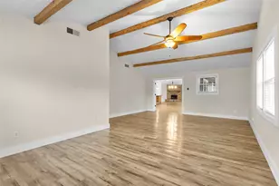156 W Castleshoals Dr, Granite Shoals, TX 78654 - Photo 14