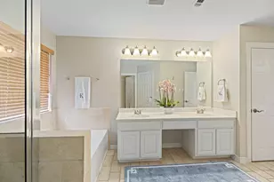 402 E 32nd St, Austin, TX 78705 - Photo 22