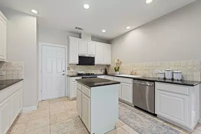 402 E 32nd Street #1A, Austin, TX 78705 - Photo 12