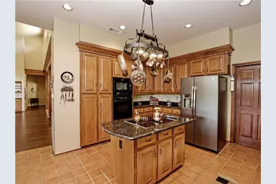 205 Capri Street, Lakeway, TX 78734 - Photo 8