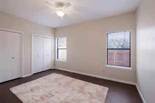 1221 W Hopkins St, San Marcos, TX 78666 - Photo 6