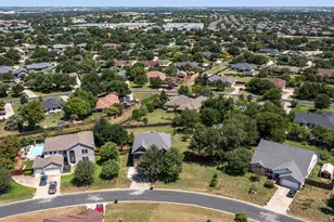 305 Santolina Ln, Round Rock, TX 78664 - Photo 38