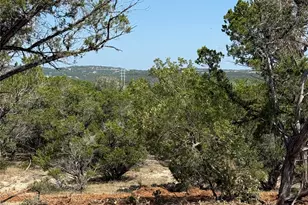 3831 Lakehurst Rd, Spicewood, TX 78669 - Photo 14