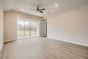 2032 Wilsons Warbler Dr, Leander, TX 78641 - Photo 10