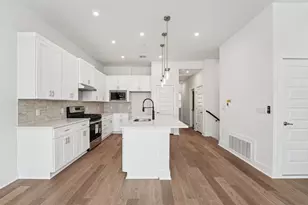 200 W 56th St, Austin, TX 78751 - Photo 4