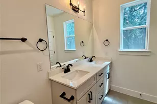 200 W 56th St, Austin, TX 78751 - Photo 16