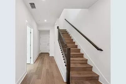 200 W 56th Street #8104, Austin, TX 78751 - Photo 6