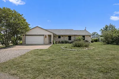 33 Valley View Drive, Round Rock, TX 78664 - Photo 1