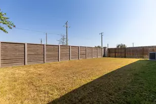 203 Mulberry Crk Ln, Hutto, TX 78634 - Photo 34