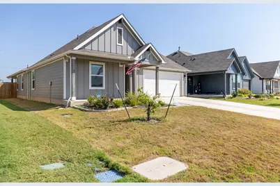 203 Mulberry Creek Lane, Hutto, TX 78634 - Photo 40