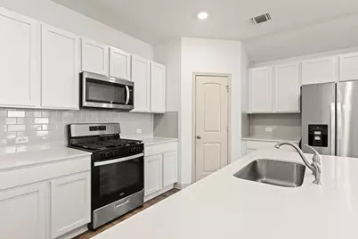 203 Mulberry Creek Lane, Hutto, TX 78634 - Photo 14