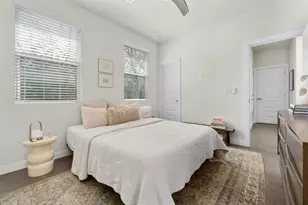 913 Valdez St, Austin, TX 78741 - Photo 30