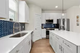 913 Valdez St, Austin, TX 78741 - Photo 6