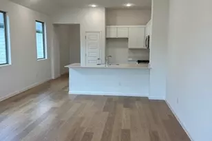 127 Tolo Dr, Elgin, TX 78621 - Photo 6