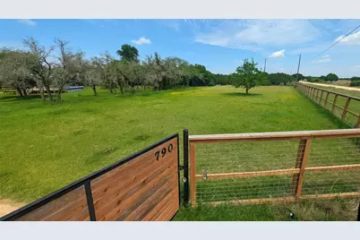790 905 Prairie, Liberty Hill, TX 78642 - Photo 36