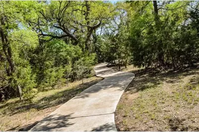 105 Fire Wheel Pass, Liberty Hill, TX 78642 - Photo 32