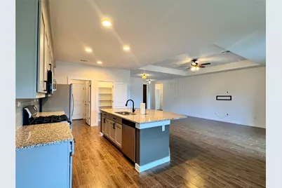 105 Fire Wheel Pass, Liberty Hill, TX 78642 - Photo 10