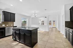 917 Canvasback Creek Dr, Leander, TX 78641 - Photo 12