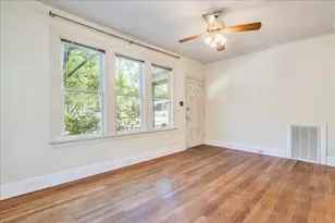 1103 W 22nd St, Austin, TX 78705 - Photo 6