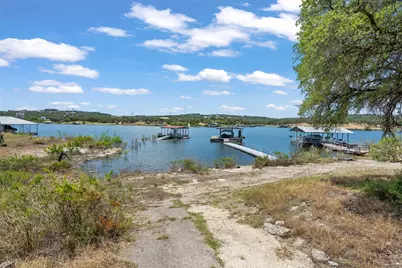 19725 Lakehurst Loop, Spicewood, TX 78669 - Photo 18