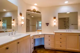 736 W Lakecrest Dr, Bluffton, TX 78607 - Photo 14