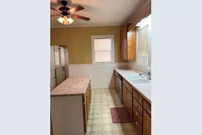 413 Fowzer Street, Taylor, TX 76574 - Photo 4