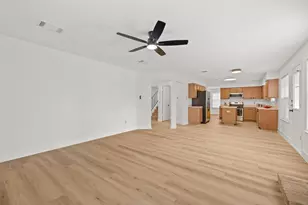 13108 Tilder Dr, Austin, TX 78729 - Photo 8