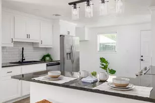 202 N Arendell, Gause, TX 77857 - Photo 8