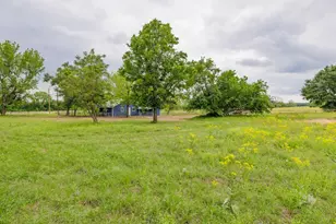 202 N Arendell, Gause, TX 77857 - Photo 26