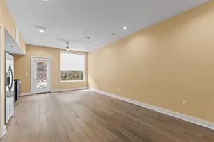 1800 E 4th St, Austin, TX 78702 - Photo 2