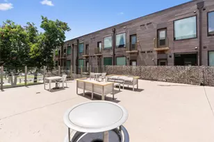 1800 E 4th St, Austin, TX 78702 - Photo 14