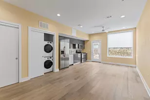 1800 E 4th St, Austin, TX 78702 - Photo 4