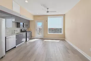 1800 E 4th St, Austin, TX 78702 - Photo 2