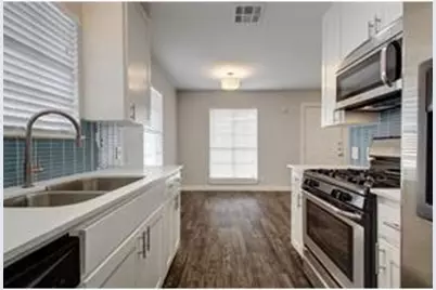 6205 Hyside Drive #B, Austin, TX 78723 - Photo 2