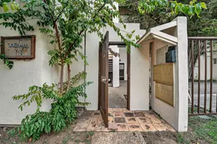 712 Graham Pl, Austin, TX 78705 - Photo 32