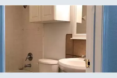 7001 Oak Meadow Circle #B, Austin, TX 78736 - Photo 10