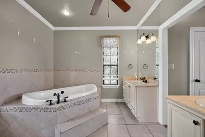 1100 Limestone N, Horseshoe Bay, TX 78657 - Photo 26